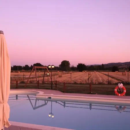 Le Rondini Apt With Shared Pool Family Friendly *