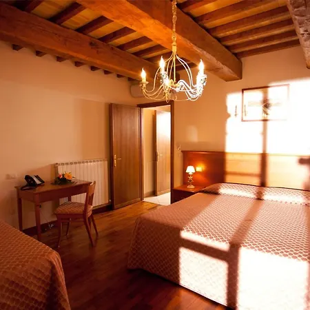 Apartamento Le Rondini Apt With Shared Pool Family Friendly