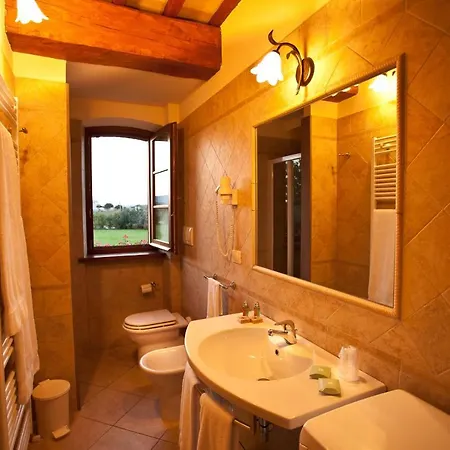 Le Rondini Apt With Shared Pool Family Friendly Apartamento Cannara